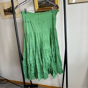 Rampage Green Tiered A-Line Midi Skirt 🦄